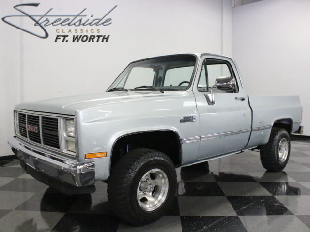 clean gmc 4x4, sharp paint, great running 350 v8, slight lift, nice!!!