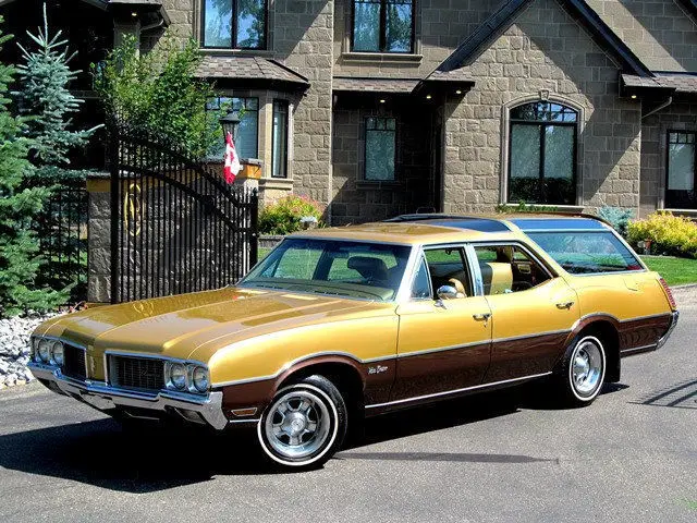 no reserve 1970 oldsmobile vista cruiser 1 owner frome new 12700 actual miles