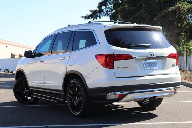 2017 honda pilot elite