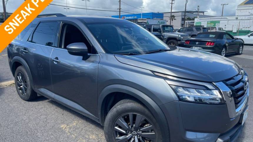 2022 nissan pathfinder sv