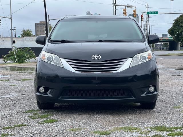 2017 toyota sienna limited premium