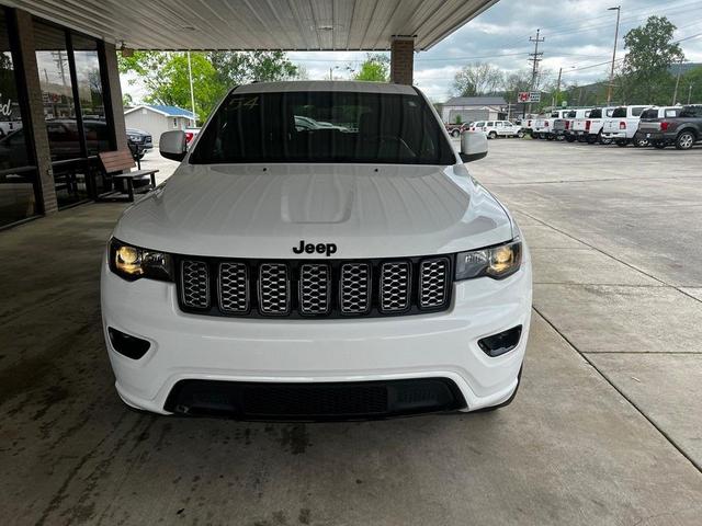 2022 jeep grand cherokee wk laredo