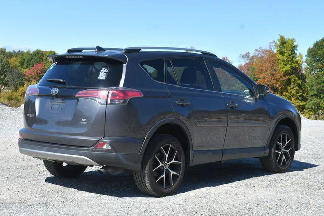 2017 toyota rav4 se