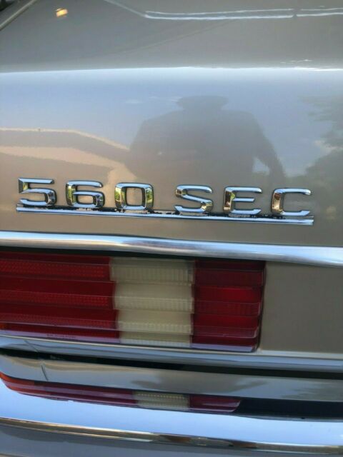 560 sec, 3rd owner, in great shape and road ready