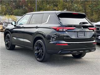 2023 Mitsubishi Outlander se