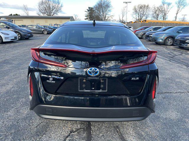 2022 toyota prius prime xle