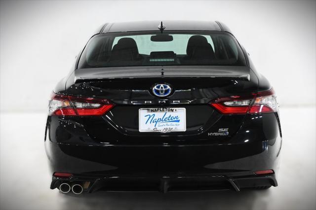 2021 toyota camry se