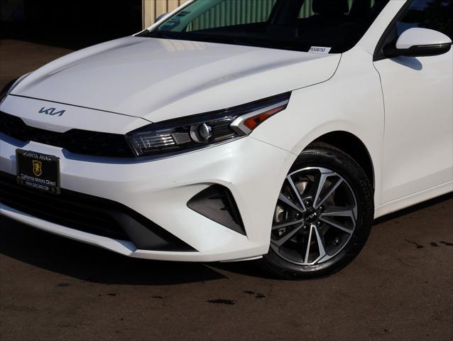 2023 kia forte lxs