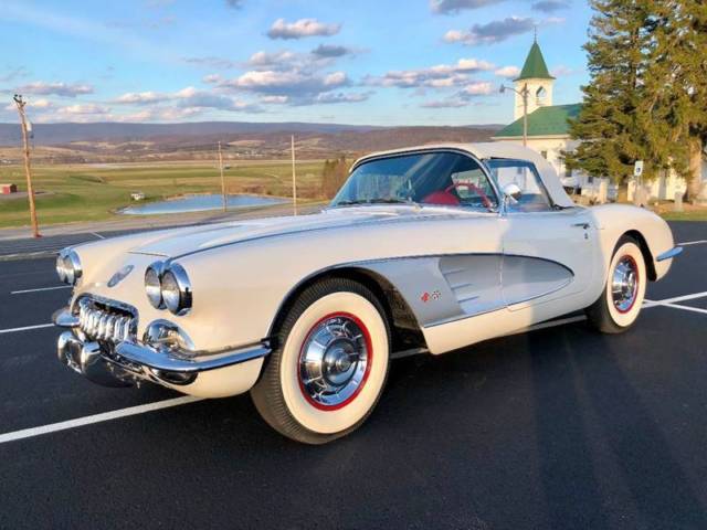 1958 chevrolet corvette white/red*4spd*greatcosmetics*l@@k