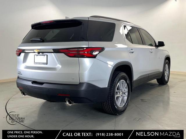 2022 chevrolet traverse lt leather
