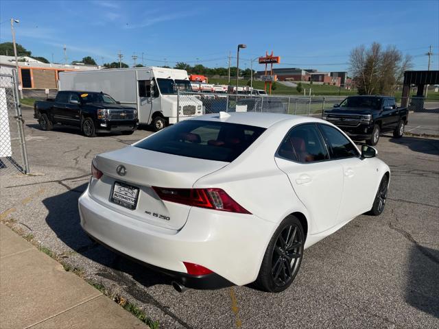 2016 lexus is 300 base