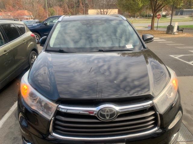 2016 toyota highlander in charlottesville, virginia