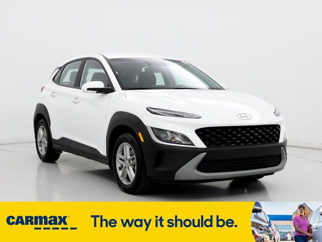 2022 hyundai kona se
