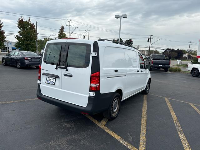 2016 mercedes-benz metris base