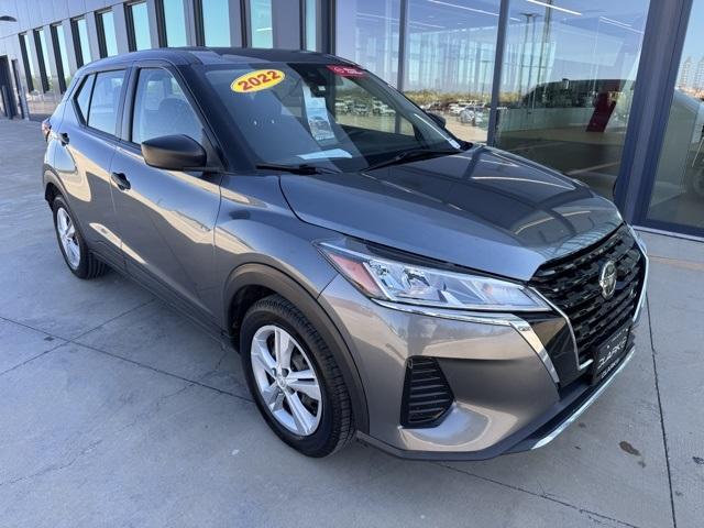 2022 nissan kicks s