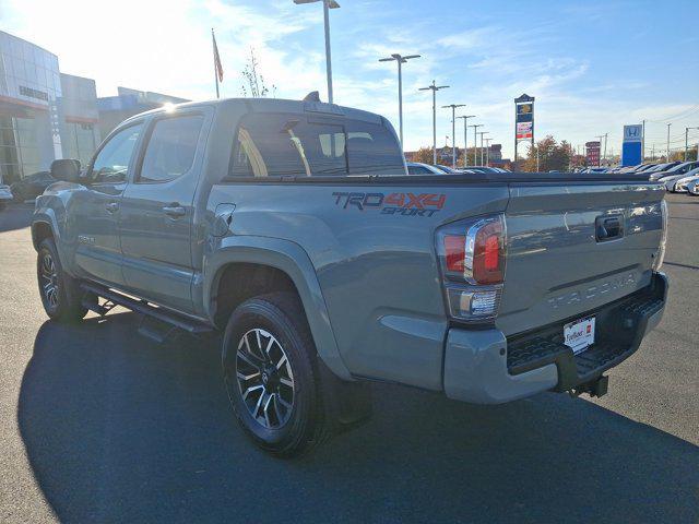 2022 toyota tacoma trd sport