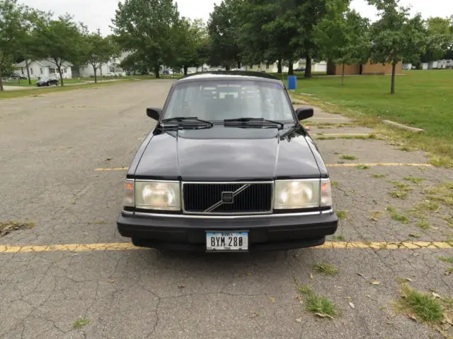 1992 volvo 240 wagon black super clean