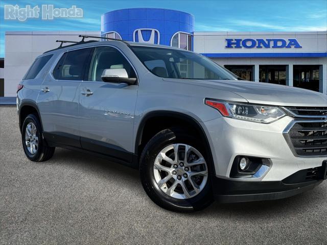 2021 chevrolet traverse lt cloth