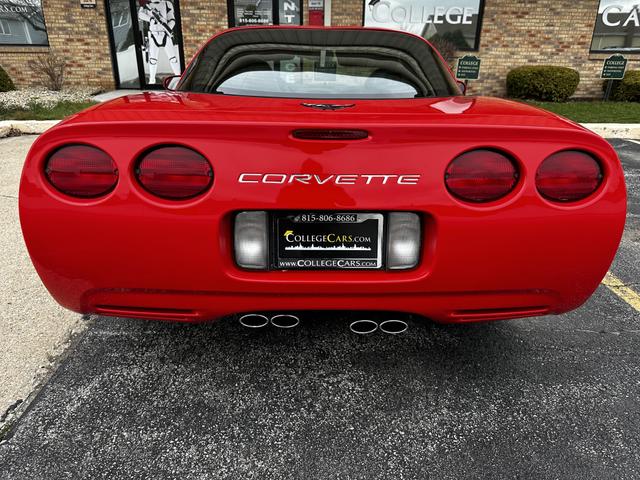 2001 chevrolet corvette base