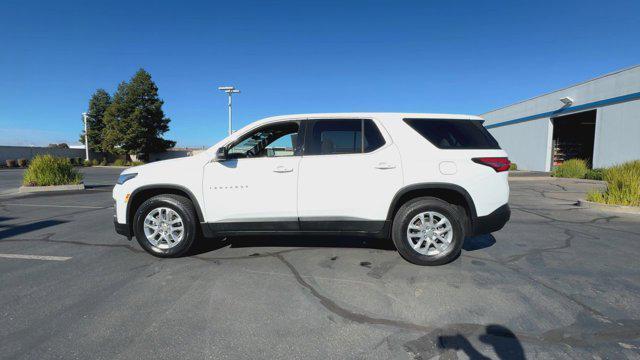 2022 chevrolet traverse ls