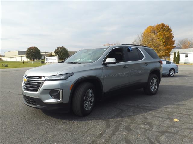 2023 chevrolet traverse lt cloth