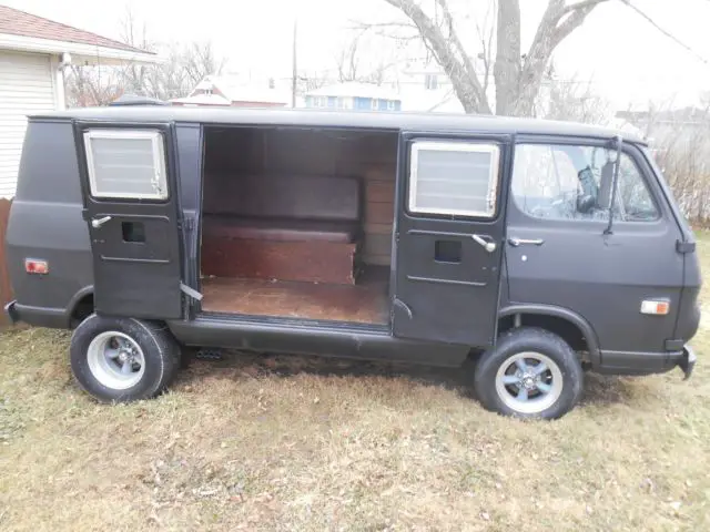 1968 chevrolet g10 chevy van
