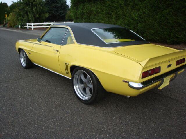 1969 camaro rare daytona yellow w/ yellow houndstooth interior #s 350-4speed