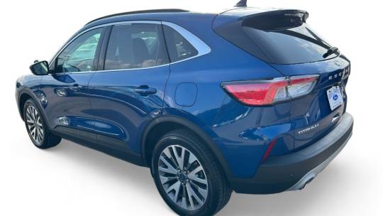 2022 Ford Escape titanium hybrid