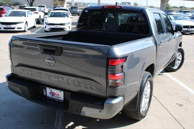 2022 nissan frontier sv
