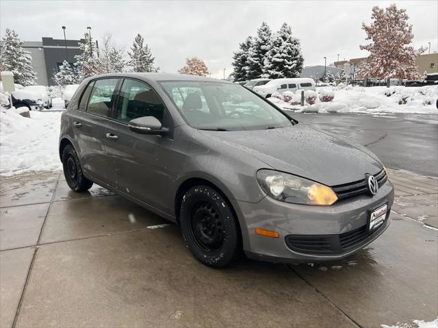 2010 volkswagen golf 4-door