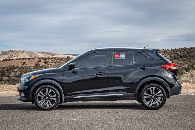 2020 nissan kicks sr