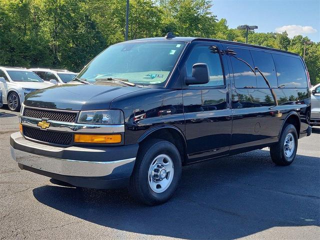 2019 chevrolet express 2500 lt