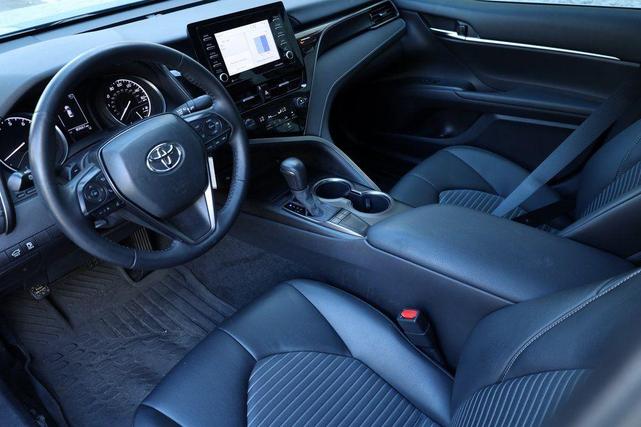 2023 toyota camry se