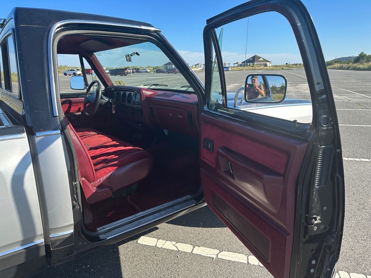 1989 dodge ram pickup 150 le 5.9 litre v8- loaded, highly original