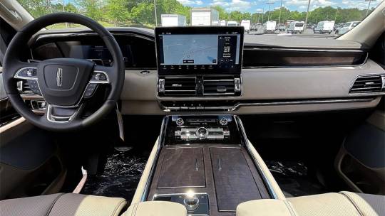 2024 Lincoln Navigator