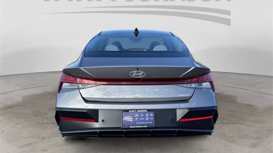 2024 Hyundai Elantra