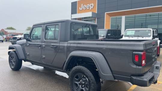 2024 Jeep Gladiator