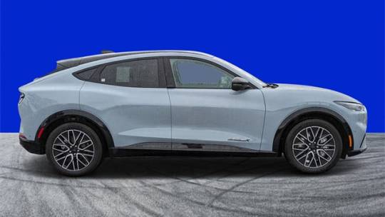 2024 Ford Mustang Mach-E