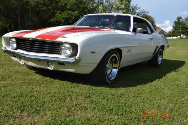1969 chevrolet camaro base hardtop 2-door 5.4l