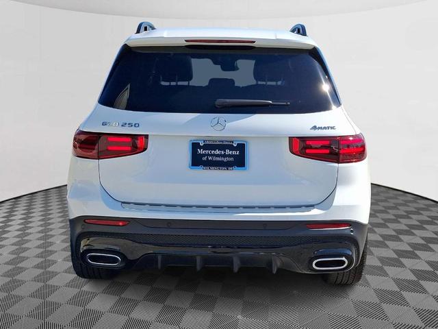 2024 mercedes-benz glb 250 base 4matic