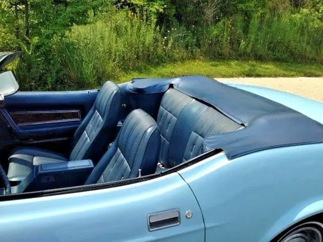 1973 ford mustang convertible light blue