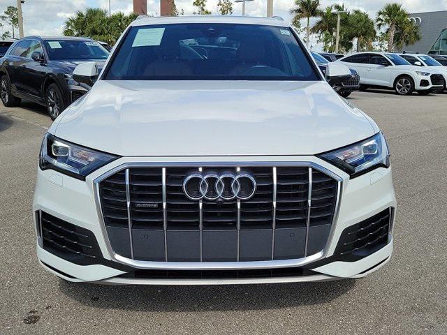 2022 audi q7 45 premium plus