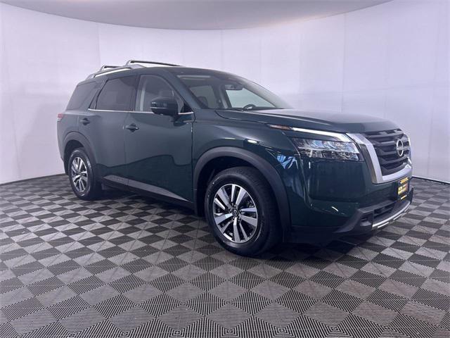 2023 nissan pathfinder sl 4wd