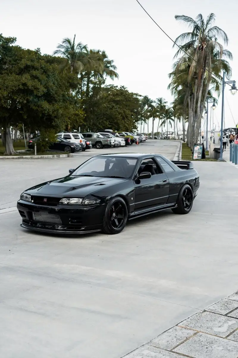 1990 nissan skyline coupe black r32 gtr