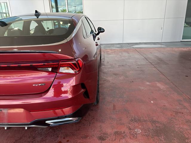 2021 kia k5 gt-line