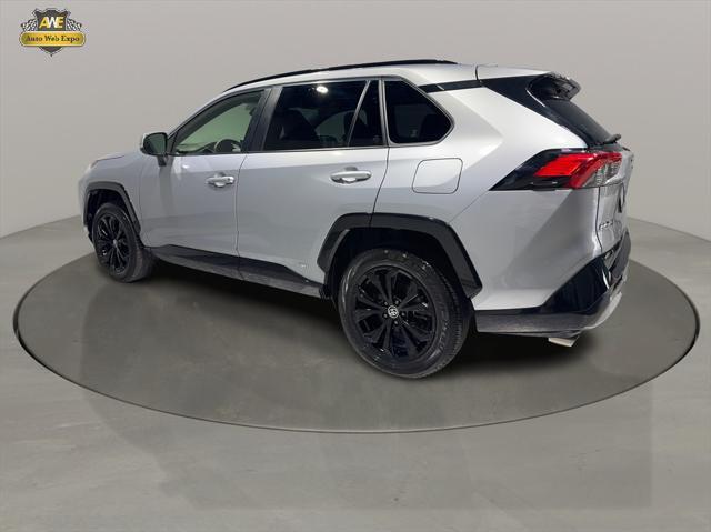 2022 toyota rav4 hybrid se