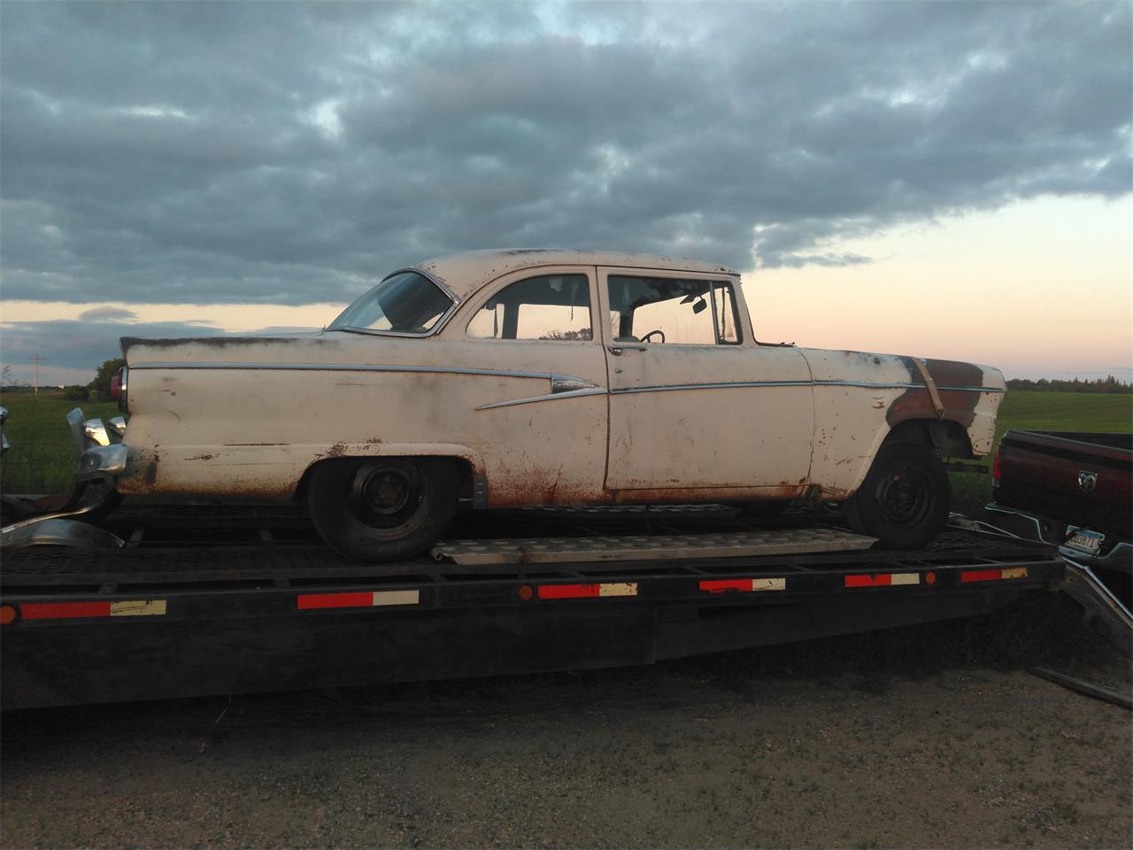 1956 ford 2-dr sedan