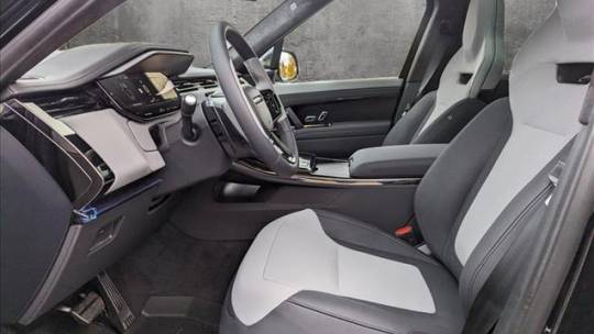2025 Land Rover Range Rover Sport
