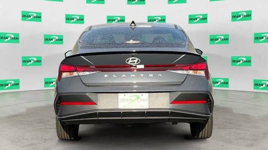 2025 Hyundai Elantra