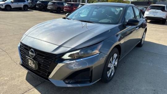 2025 Nissan Altima